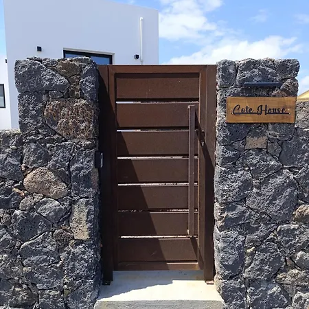 Cote House - Casa Independiente Con Jardin